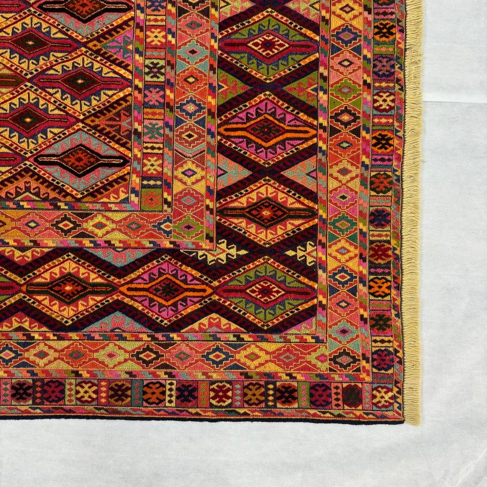 Stunning Afghan Belgic Handmade Rug
