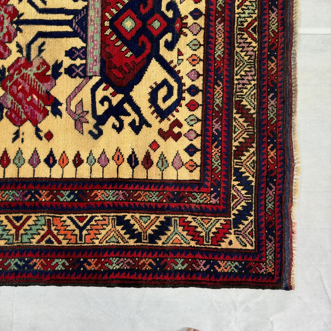 Handmade Sumak Wool Rug