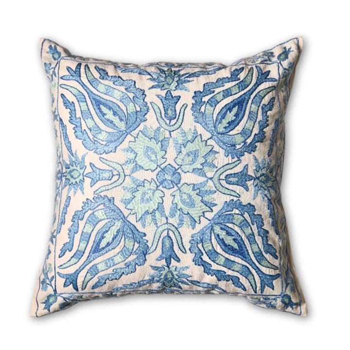 Iznik Tulip Medallion Cushion