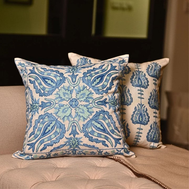 Iznik Tulip Medallion Cushion